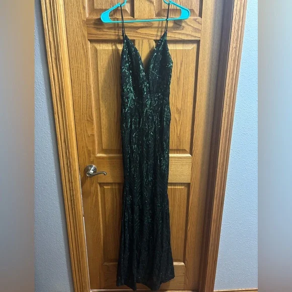 Prom Dress - Picture 2 of 5